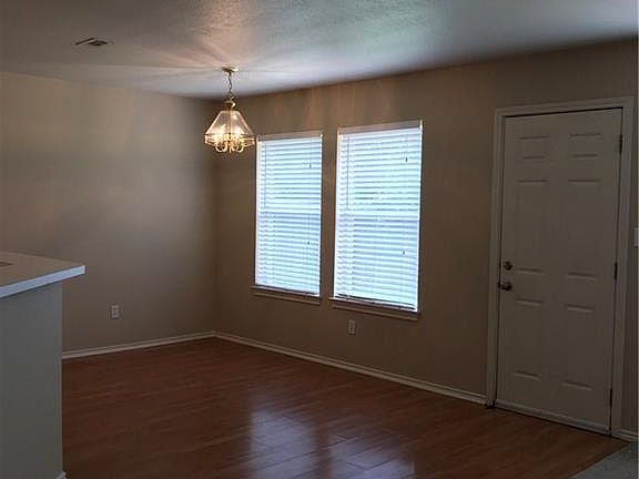 4th image of 1521 Sunflower Ln