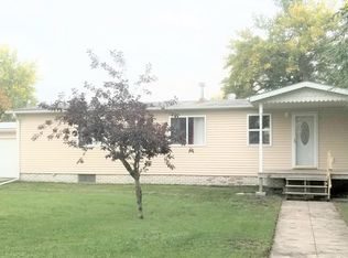 232 E Melgaard Ave, Newfolden, MN 56738