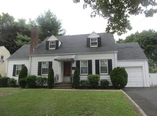 565 Conant St, Hillside, NJ 07205