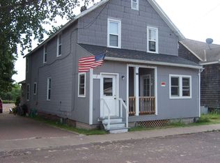 523 Front St, Lake Linden, MI 49945