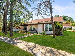 435B New Castle Ct, Manchester, NJ 08759