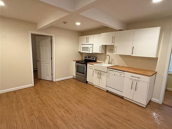 5th image of 66 Borinquen St Floor 1