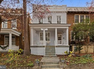 2744 Woodley Pl NW, Washington, DC 20008