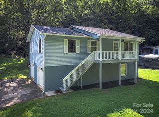 763 Bee Tree Rd, Swannanoa, NC 28778