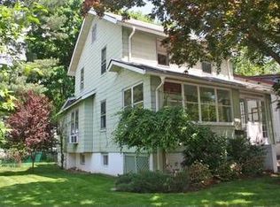 573 Kenwood Pl, Teaneck, NJ 07666