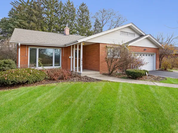 912 60th Pl, Downers Grove, IL 60516