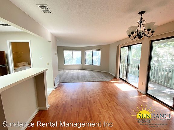 5th image of 55 Bay Dr APT 3204