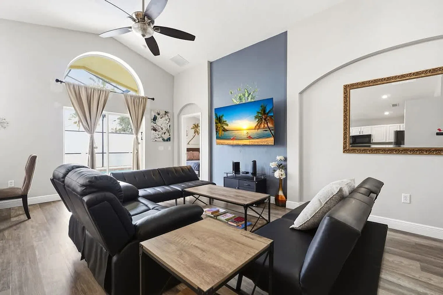 4 bed, 3.0 bath, $4,099 — Photo 1