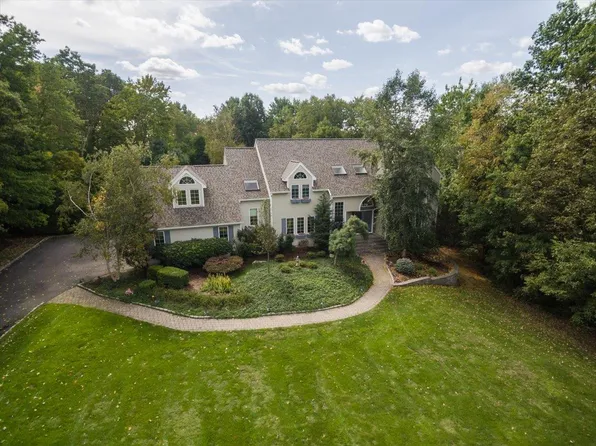 1 Meola Drive, Carmel, NY 10512