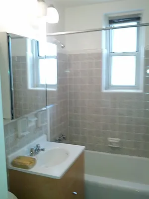 Sold by Georgine Podhorsky, LREB | media 3