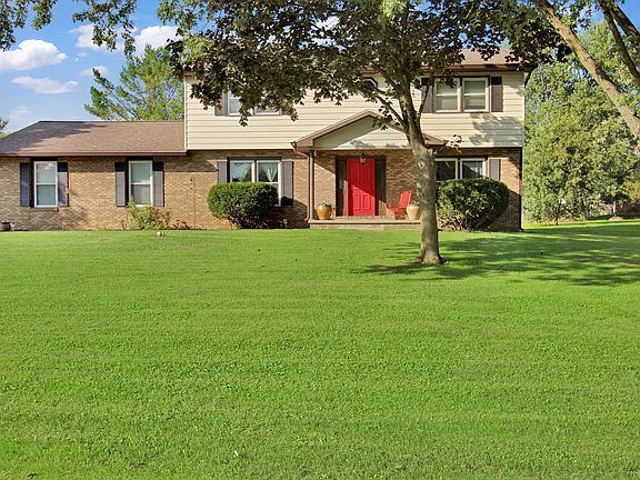 3rd image of 4704 Ridge Rd