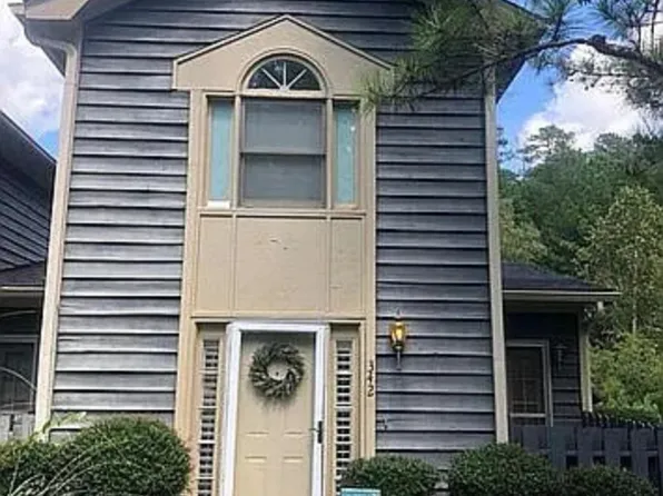 342 River Pointe Dr, Macon, GA 31211