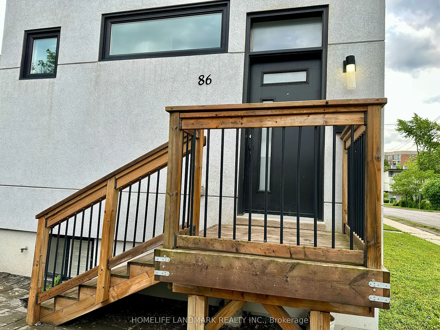 3 bed, $2,800 — Photo 2