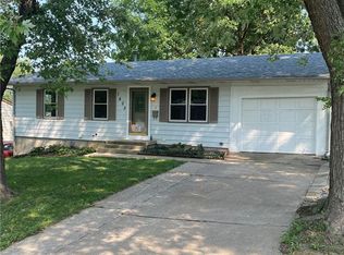 1405 N Hocker Ave, Independence, MO 64050