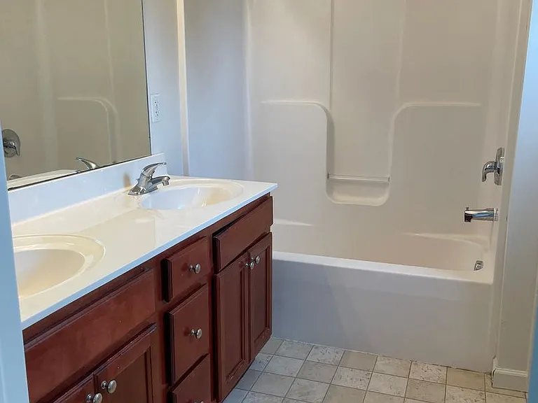 133 Nicole St — Photo 17