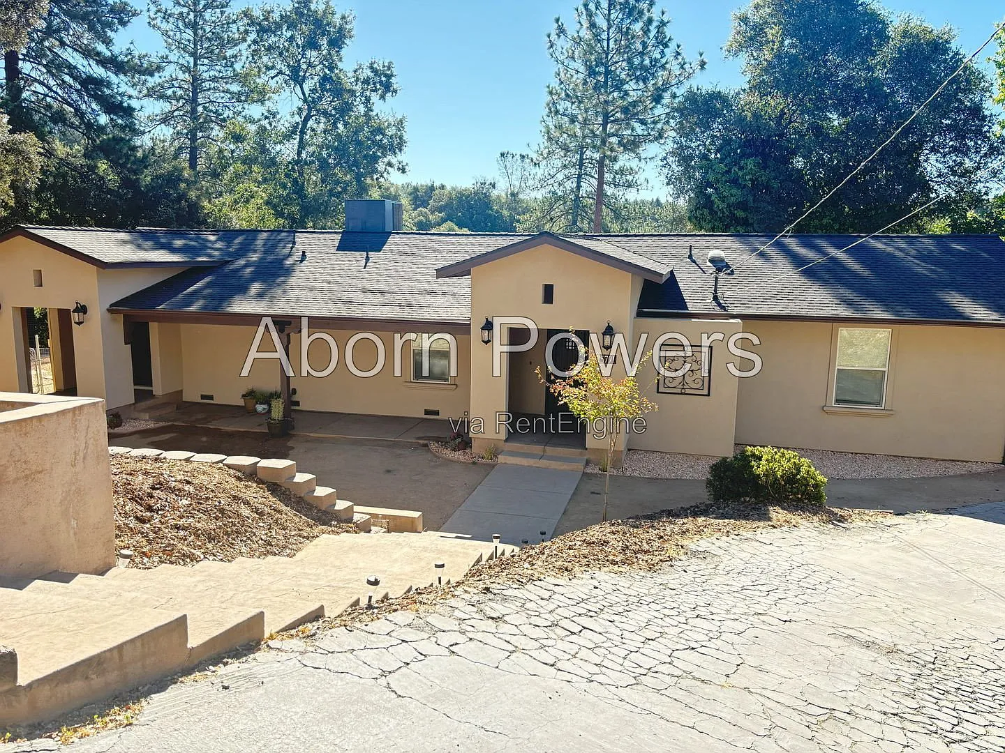 4 bed, 2.0 bath, 1794 sqft, $2,995 — Photo 1