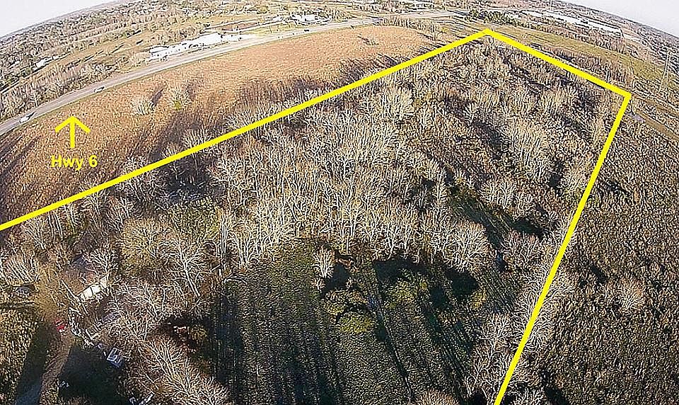 2nd image of 7515 Cemetery Rd