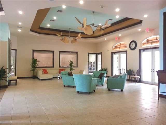 2nd image of 5580 NW 61st St APT 614