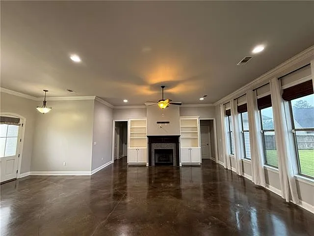 3 bed, 2.0 bath, 1674 sqft, $2,000 — Photo 4