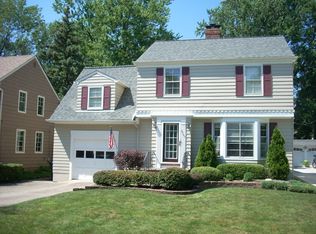 5243 Spencer Rd, Lyndhurst, OH 44124