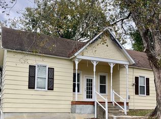 350 S 5th St, Ellington, MO 63638