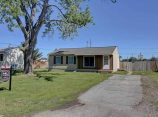 5560 Viking Dr, Jackson, MI 49201