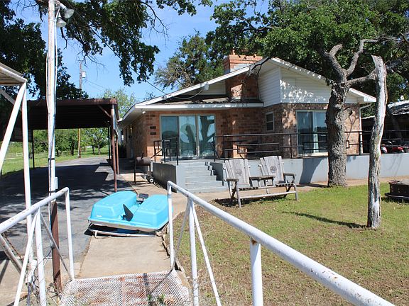 2nd image of 225 Avolyn Ave
