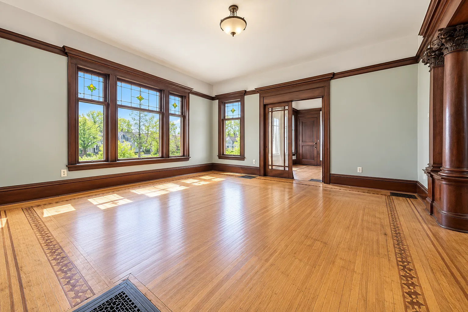 2 bed, $1,700 — Photo 4