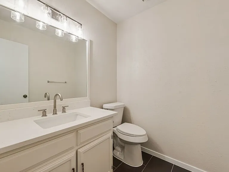 105 Wildwood Ct #UNITB — Photo 18