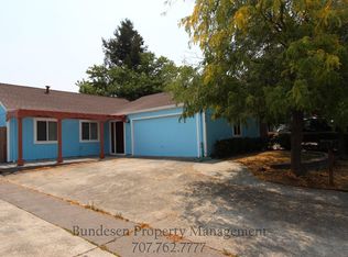 1400 Serpilio Way, Petaluma, CA 94954