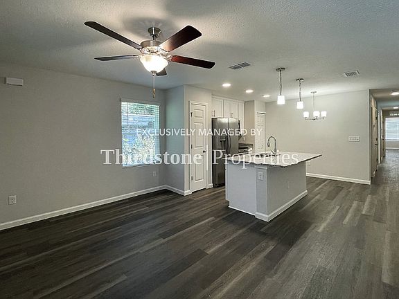 5th image of 7914 India Ave
