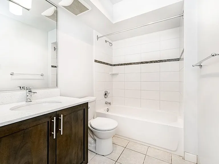 155 E 19th St #104 — Photo 18