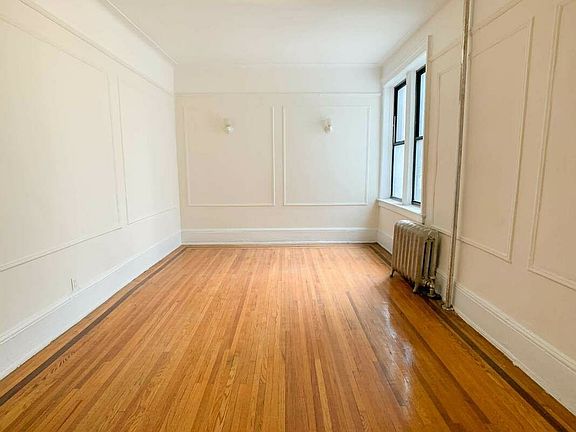 5th image of 22-01 37th Ave #2G