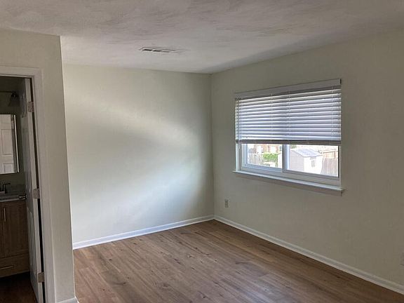 2nd image of 3321 Rainier Ct #1