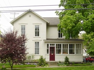 114 S 2nd St #1, Grand Haven, MI 49417
