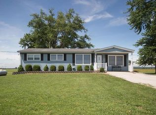1179 Saale Rd, West Alton, MO 63386
