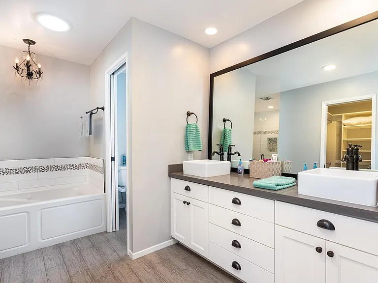 7223 Bernadine Ave — Photo 24