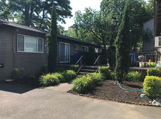 8252 NE Schuyler St, Portland, OR 97220