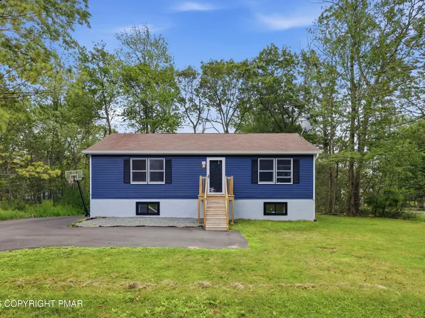 1073 Seven Nations Dr, Tobyhanna, PA 18466