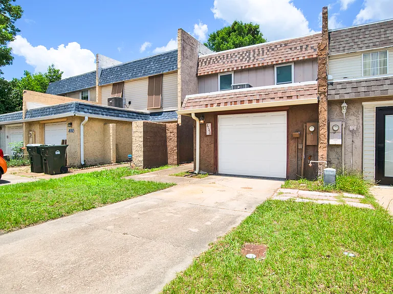 8140 Lillian Hwy — Photo 35