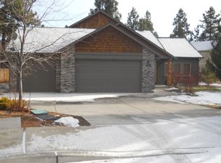 61332 Sparrow Ct, Bend, OR 97702
