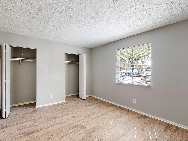 Addison Apartments at the Park — Photo 280