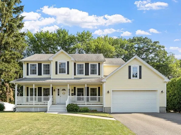 27 Hardwick Rd, Natick, MA 01760