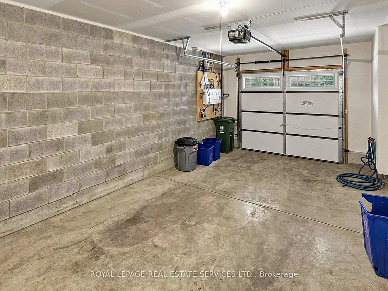 7 Birot Ln — Photo 37