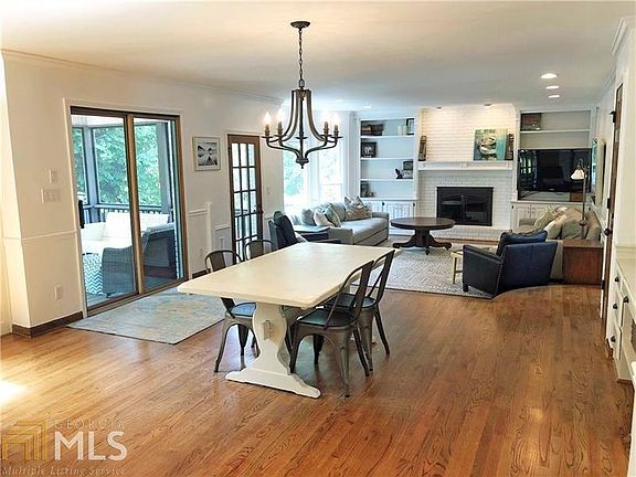 3rd image of 4516 Goose Creek Way
