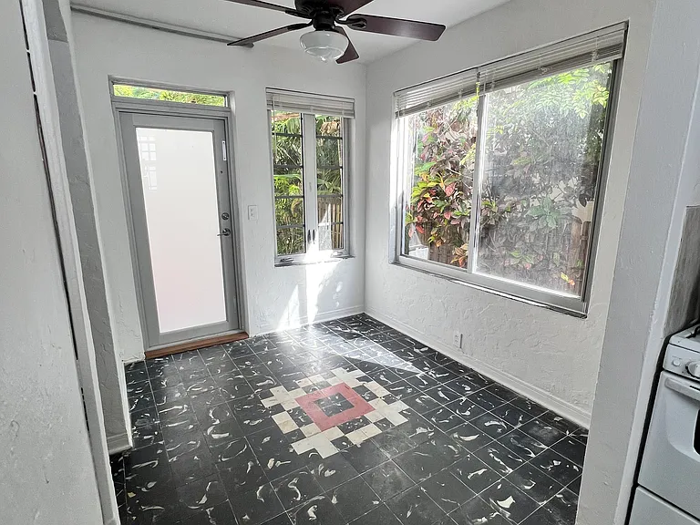 610 Jefferson Ave #6 — Photo 11