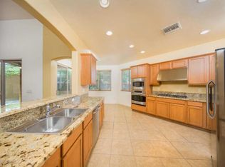 10310 E Jarod James Pl, Tucson, AZ 85747