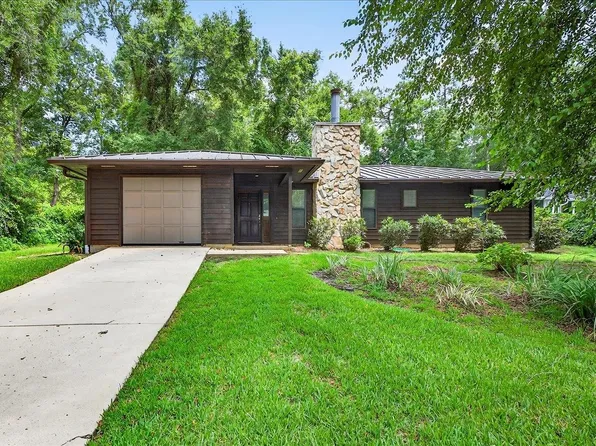 8749 Minnow Creek Dr, Tallahassee, FL 32312