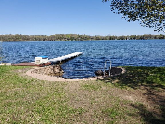2nd image of 7061 Glen Circle Dr