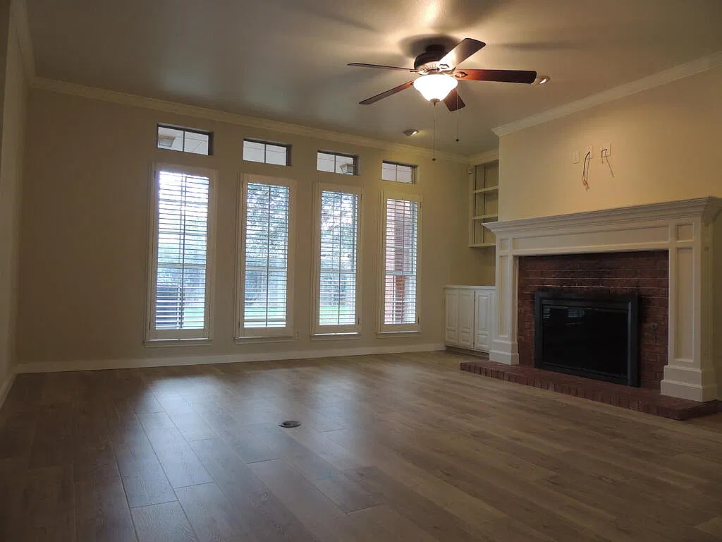 3 bed, 2.0 bath, 2257 sqft, $2,950 — Photo 3